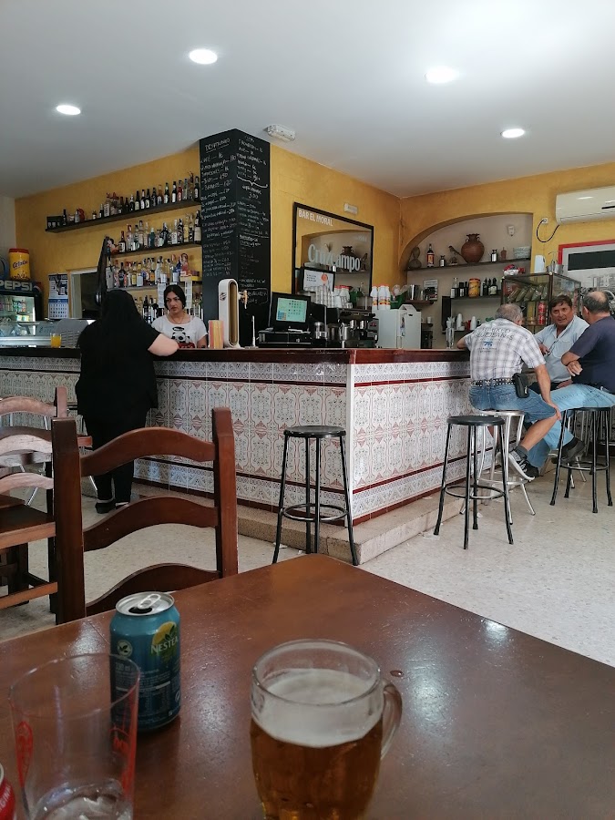BAR EL MORAL.