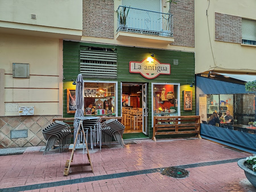 Pizzeria La Antigua