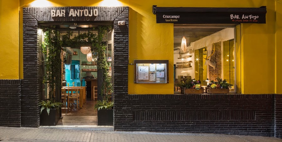 Bar antojo l Tapas Sevilla