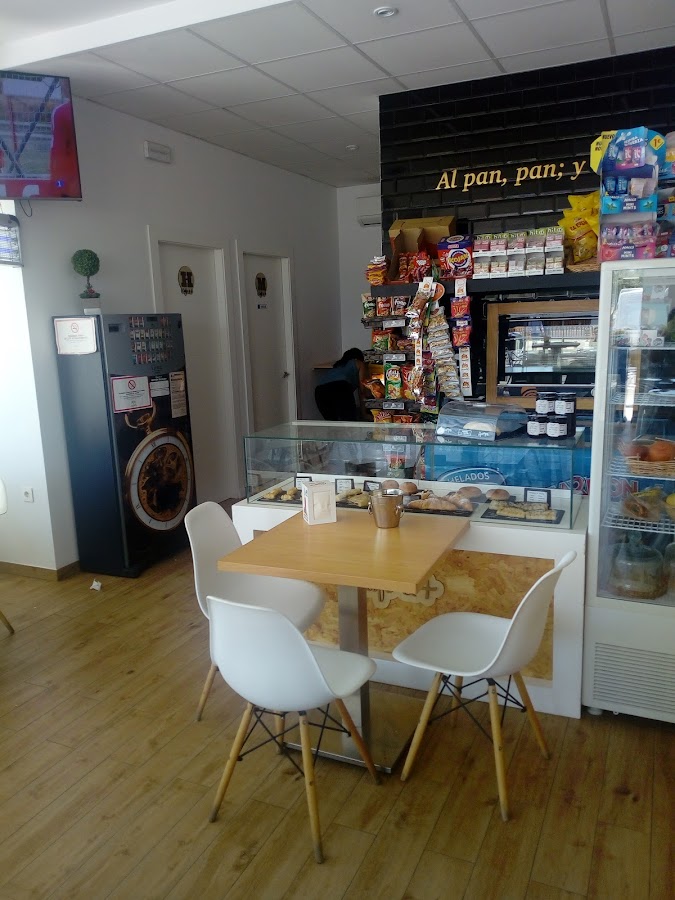 Café & +