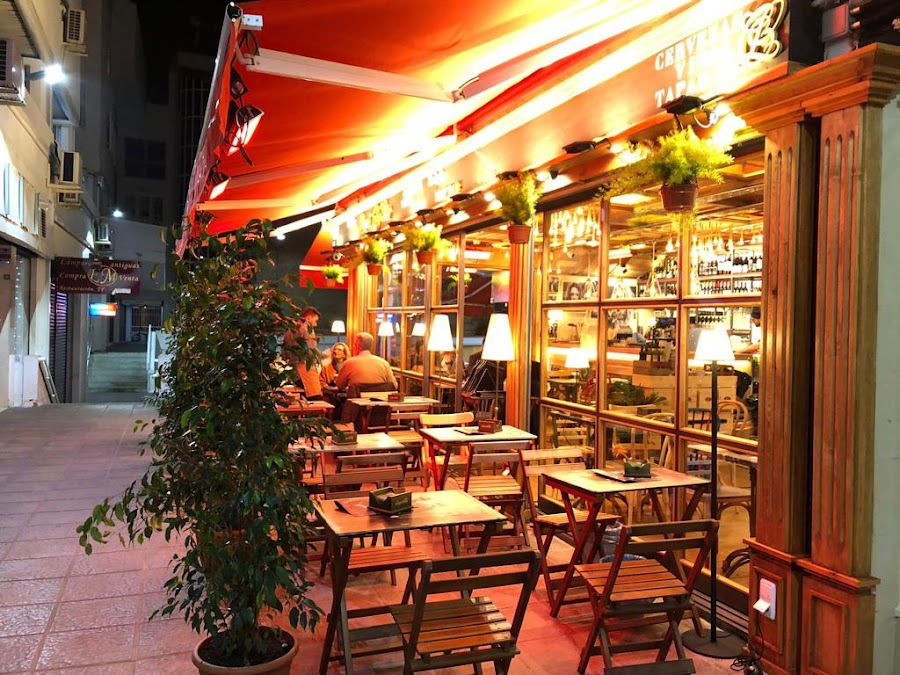 Luca's City Bar